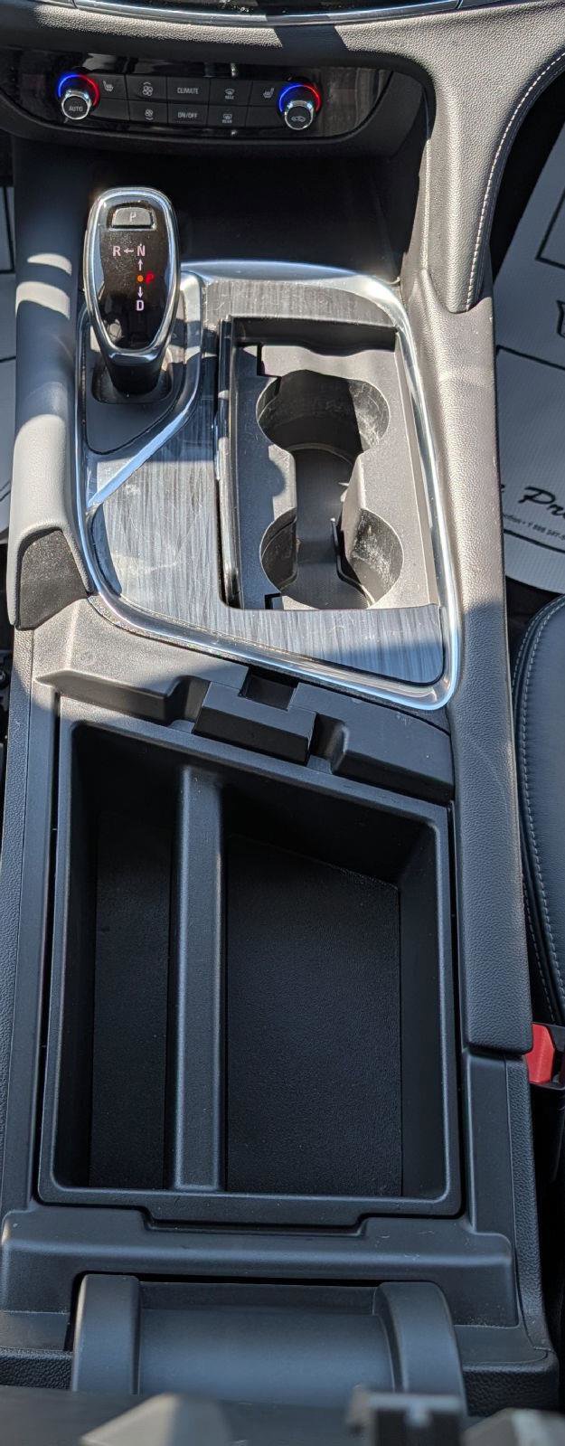 Used 2020 Buick Enclave Essence w/ Sport Touring Edition image 18