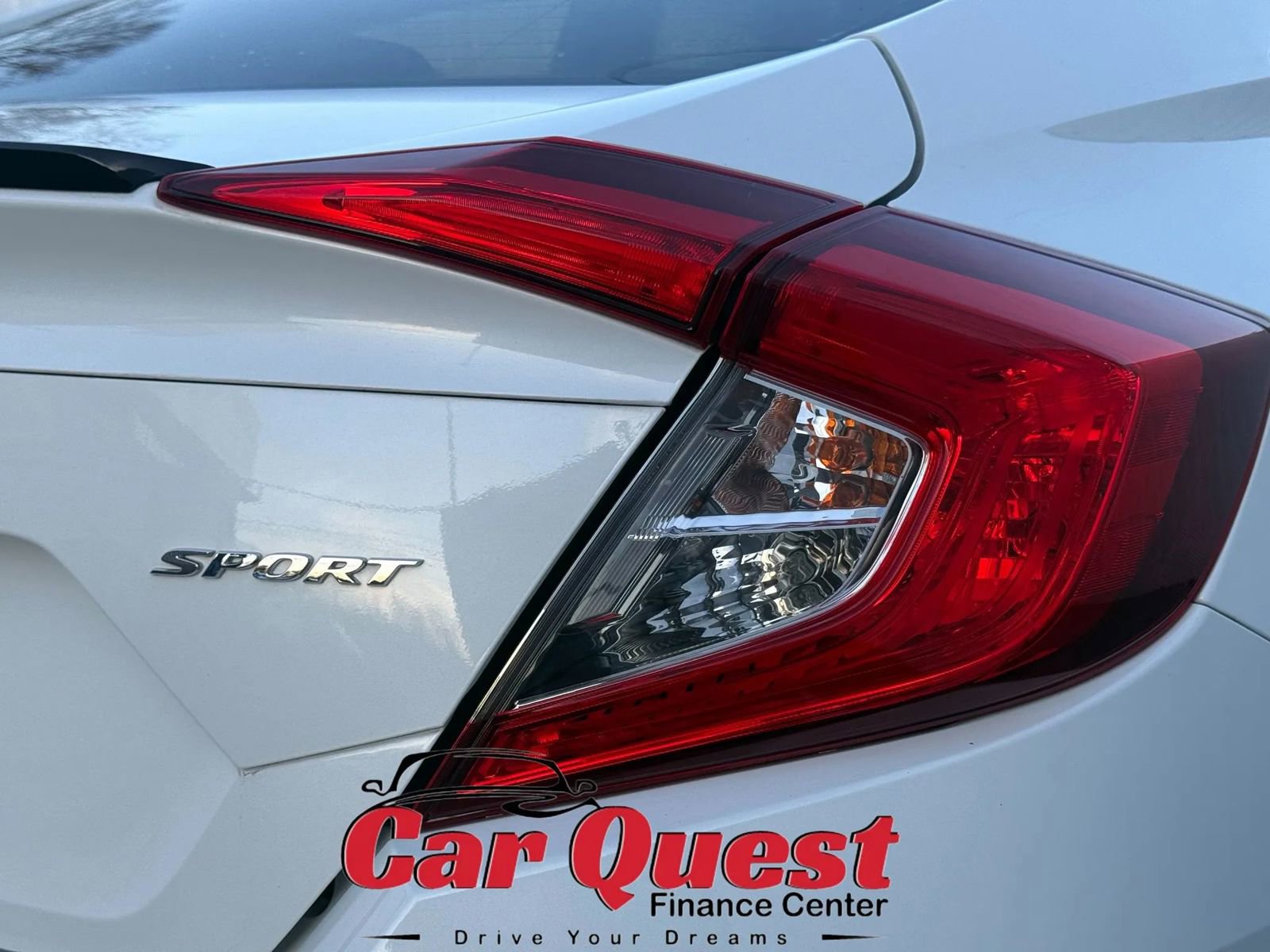 Used 2019 Honda Civic Sport image 17