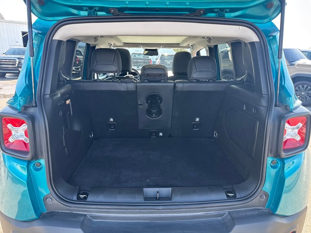 Used 2022 Jeep Renegade Limited w/ Sun, Sound & Wheels Group image 7
