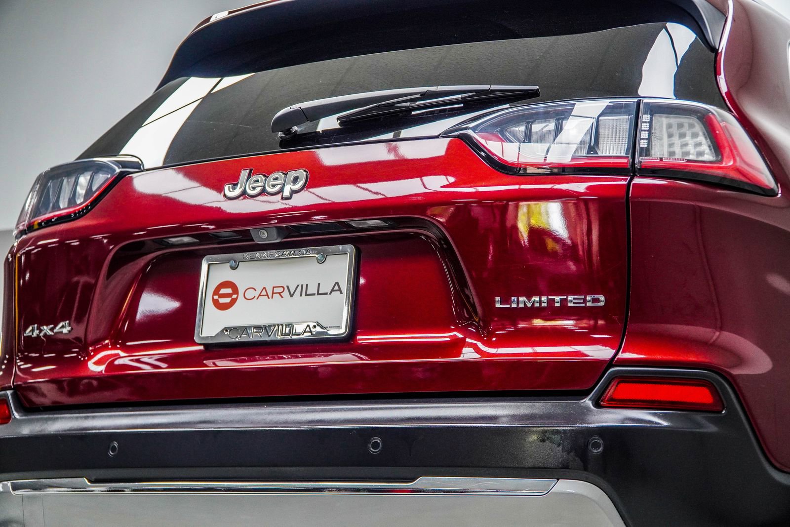 Used 2019 Jeep Cherokee Limited AWD/4WD image 14