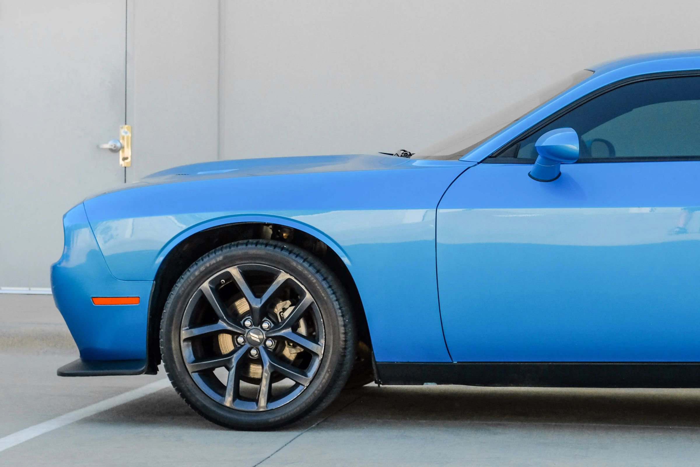 Used 2023 Dodge Challenger SXT w/ Blacktop Package image 9