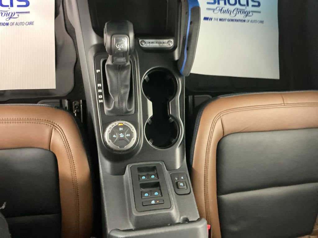 Used 2023 Ford Bronco Outer Banks image 21