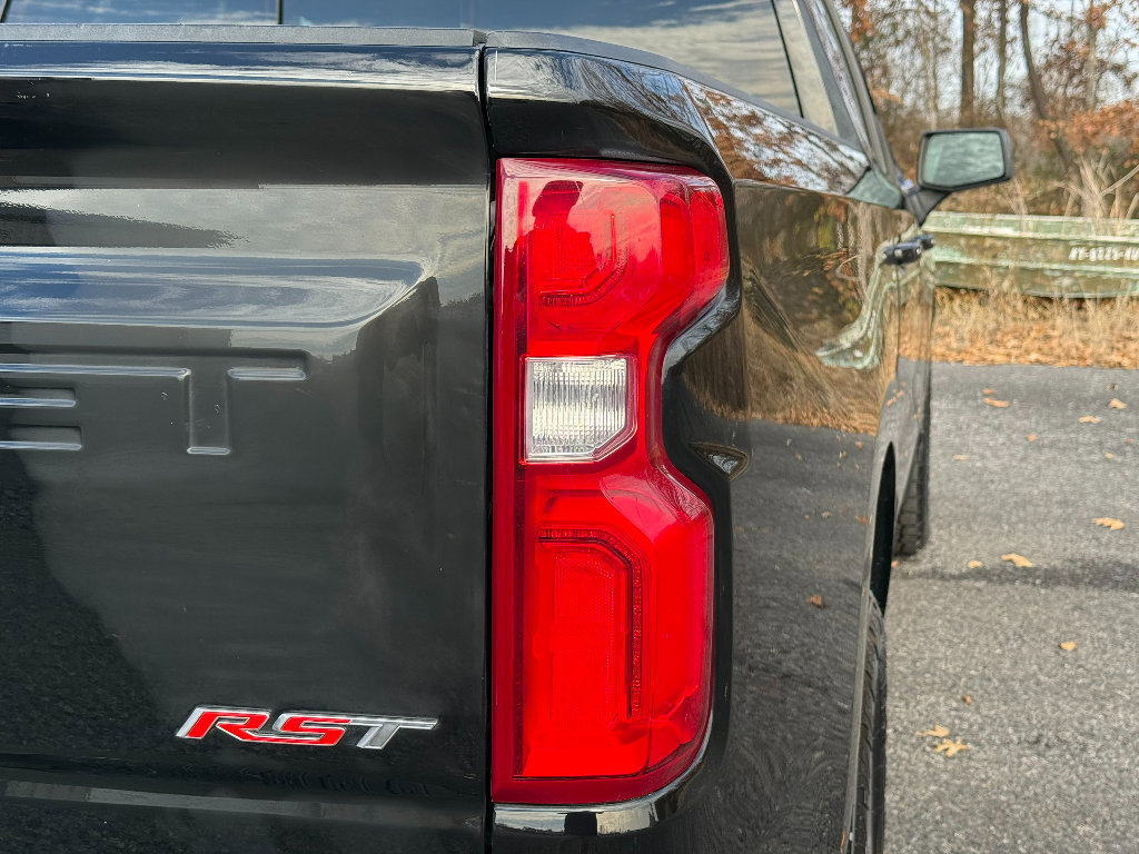 Used 2019 Chevrolet Silverado 1500 RST image 10
