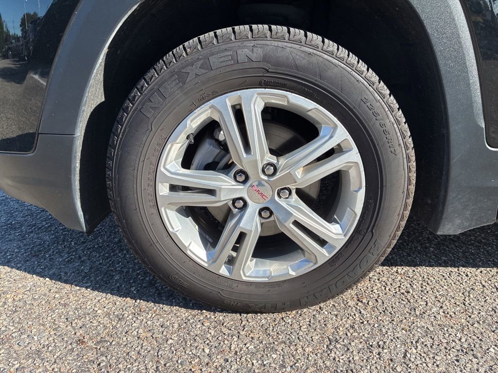 Used 2024 GMC Terrain SLE AWD/4WD image 11