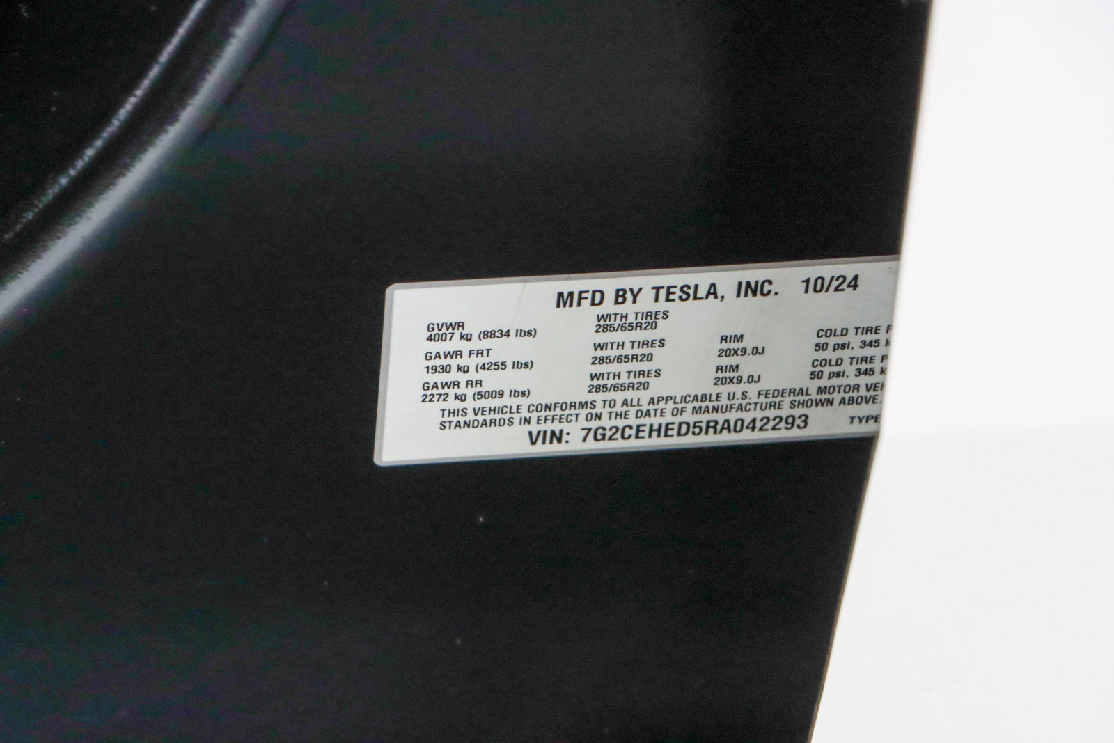 Used 2024 Tesla Cybertruck AWD Crew Cab image 28