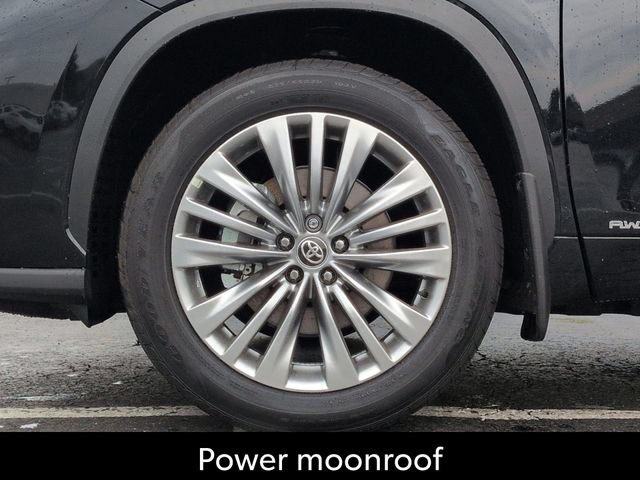 Certified 2026 Toyota Highlander Platinum AWD/4WD image 11