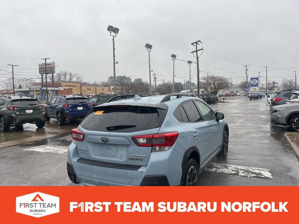 Used 2021 Subaru Crosstrek 2.0i Premium w/ Moonroof Package image 4