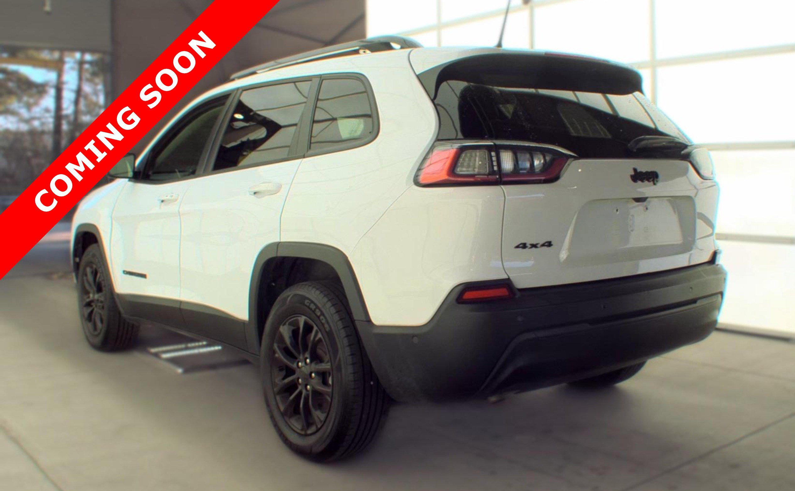 Used 2023 Jeep Cherokee Altitude Lux AWD/4WD image 5