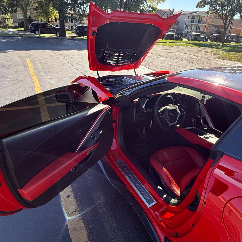 Used 2015 Chevrolet Corvette Z06 RWD image 24