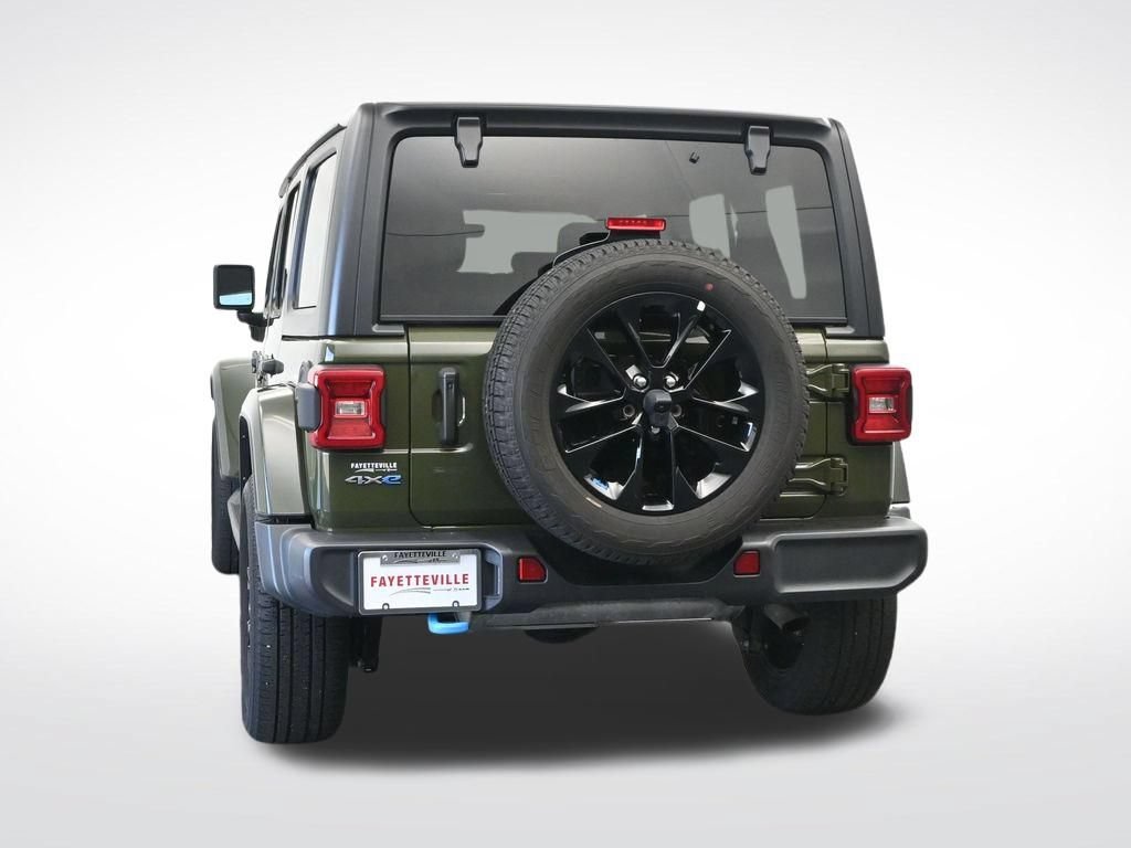 Used 2023 Jeep Wrangler Unlimited Sahara w/ Cold Weather Group AWD/4WD image 8