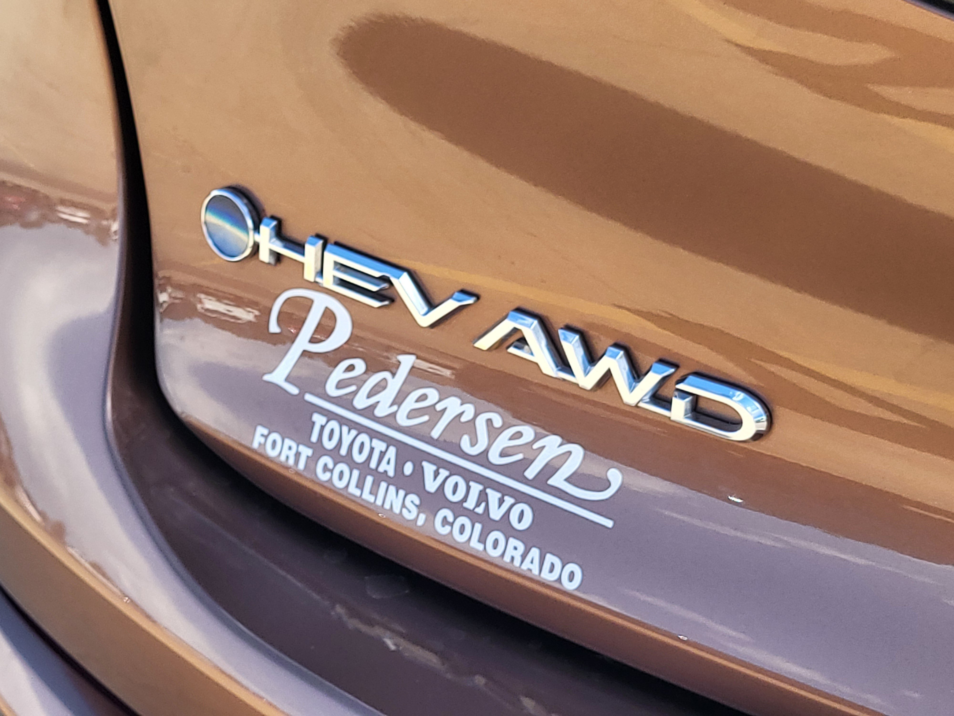 Certified 2026 Toyota Crown AWD/4WD image 9