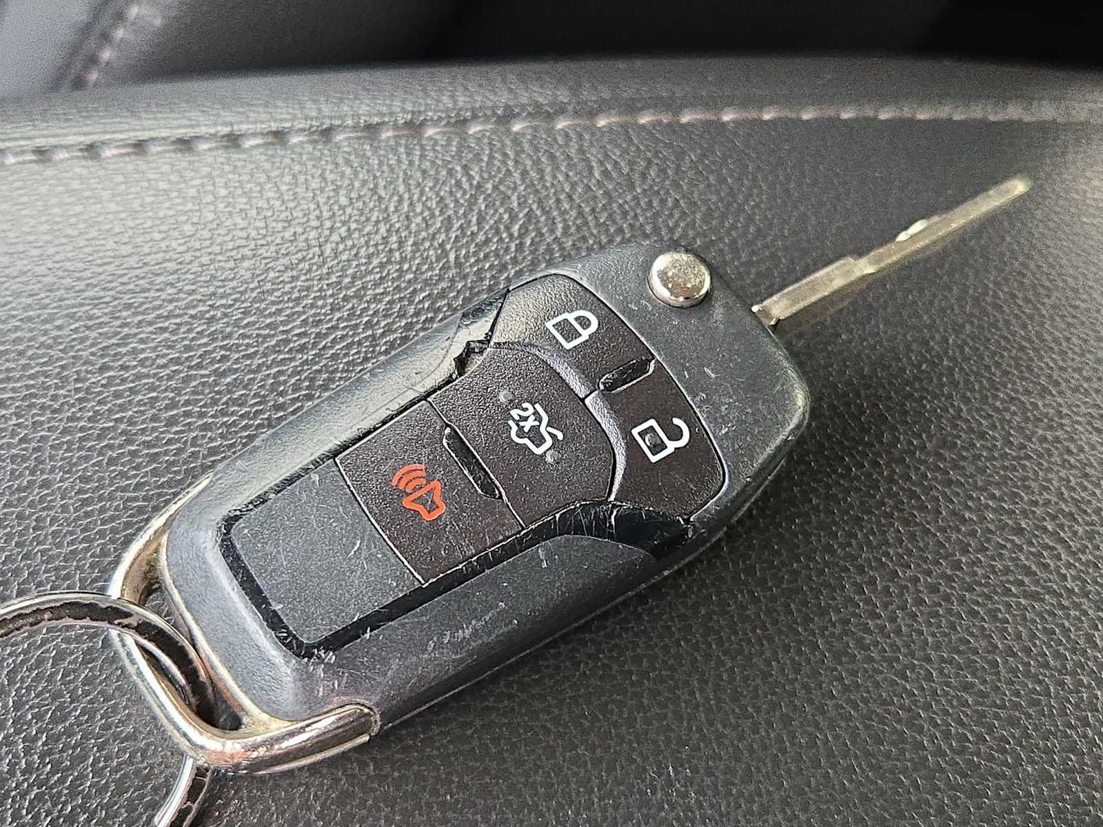 Used 2014 Ford Fusion SE w/ Equipment Group 202A FWD image 41