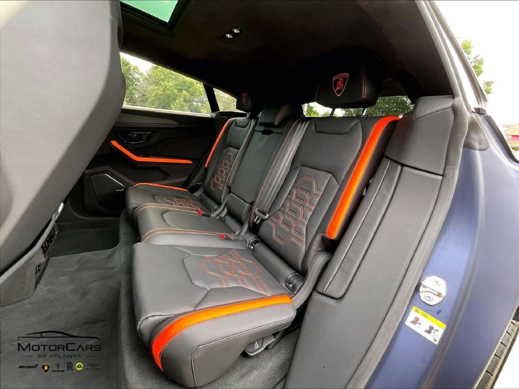 Used 2025 Lamborghini Urus SE AWD/4WD image 22