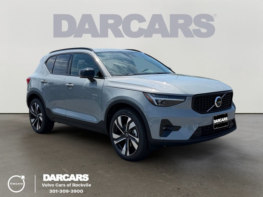 New 2026 Volvo XC40 B5 Ultra w/ Climate Package