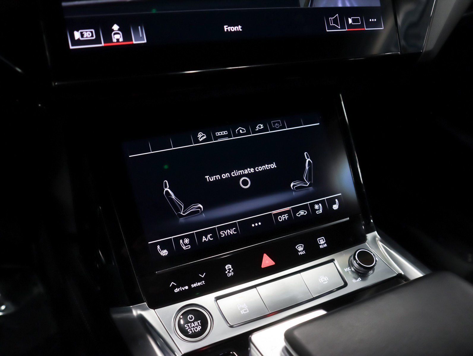 Used 2024 Audi Q8 e-tron Premium Plus image 20