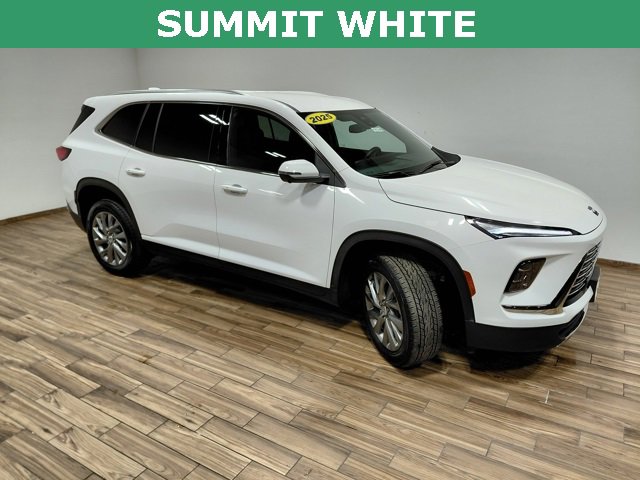 Used 2025 Buick Enclave Preferred image 12