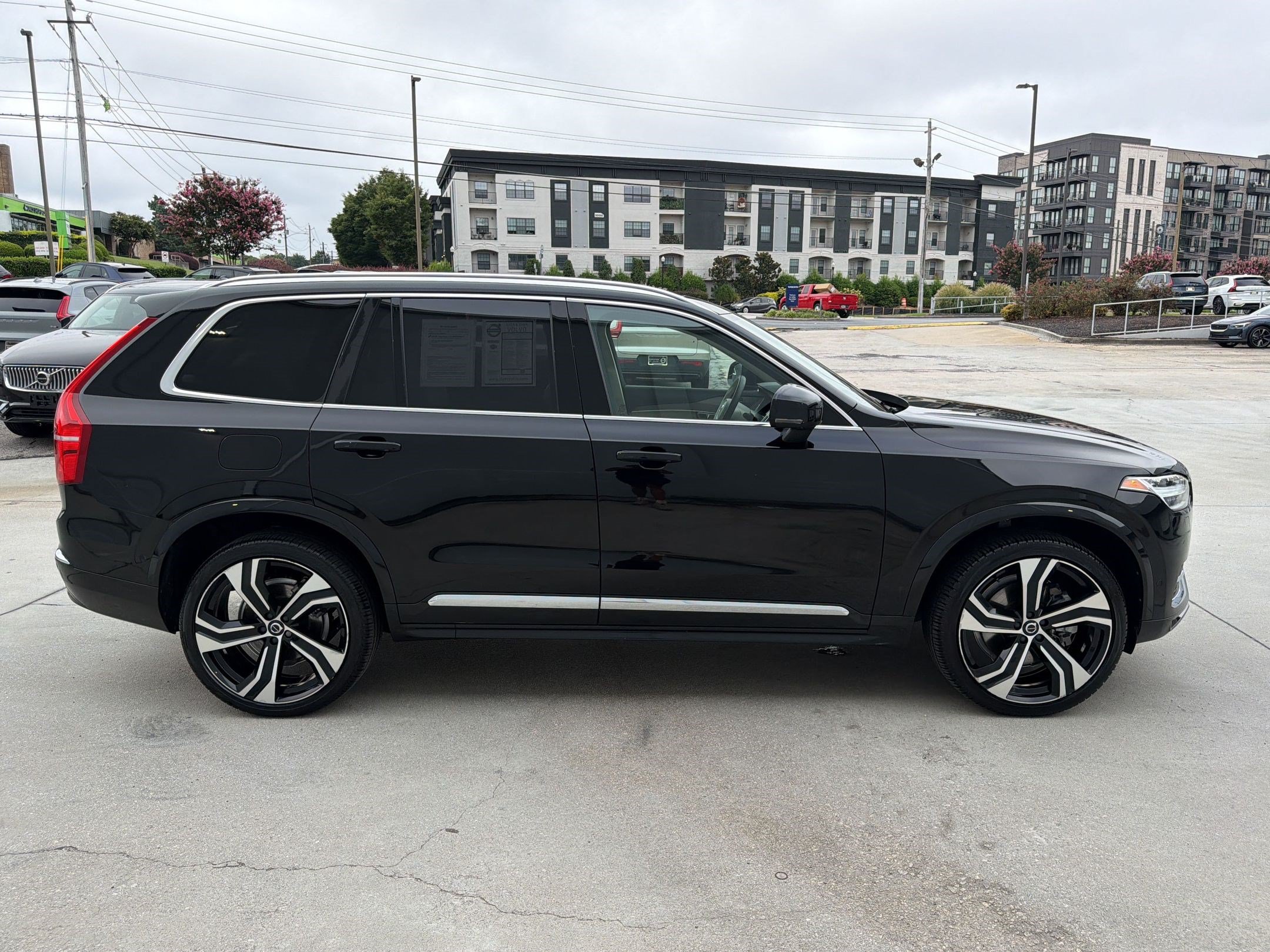Used 2024 Volvo XC90 B6 Ultimate AWD/4WD image 8