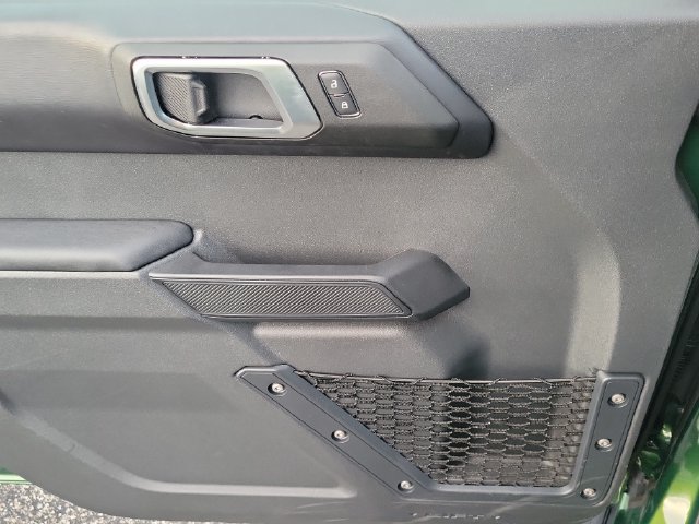 Certified 2025 Ford Bronco Outer Banks AWD/4WD image 16
