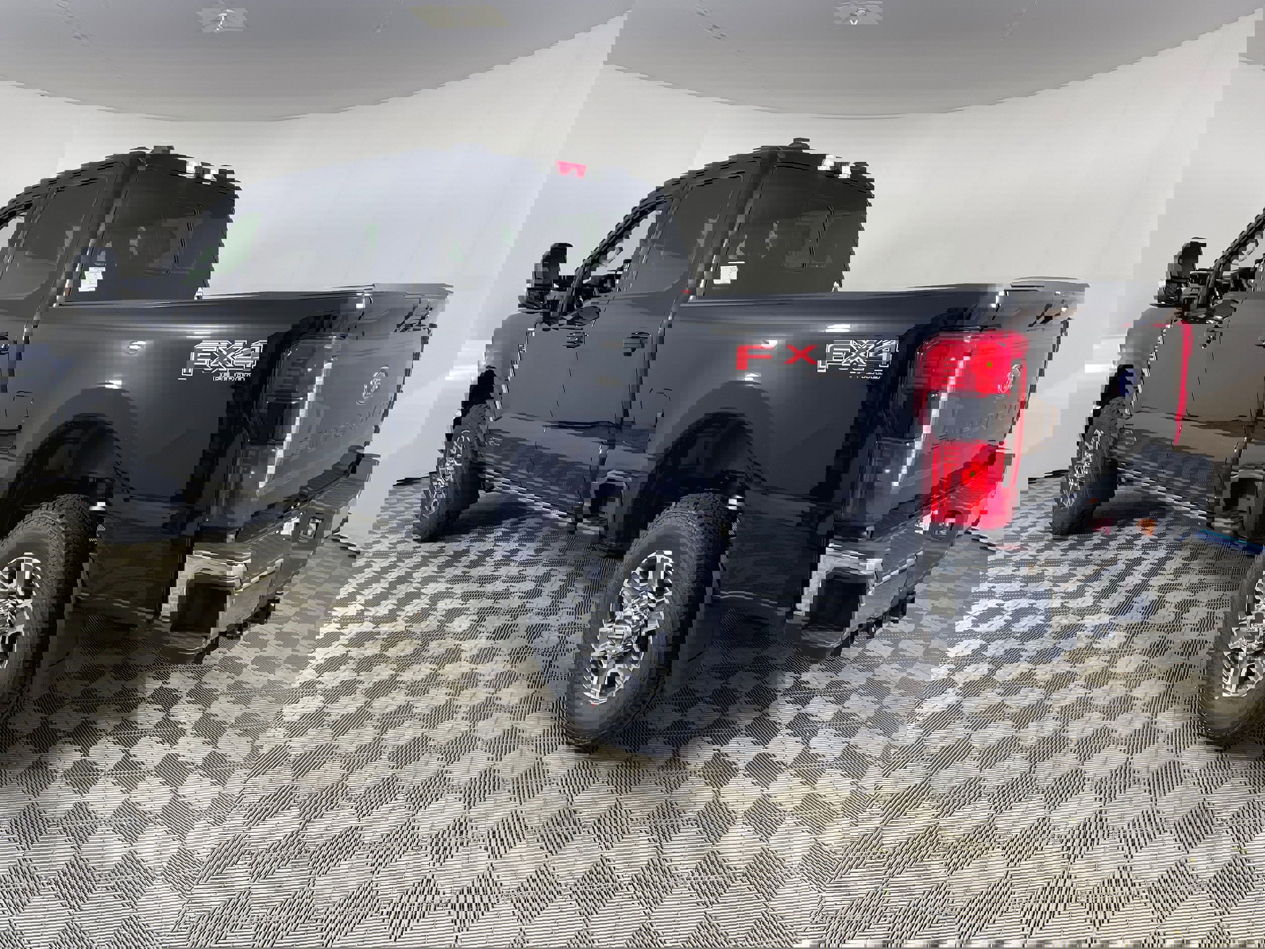 New 2026 Ford F250 4x4 Crew Cab Super Duty image 5