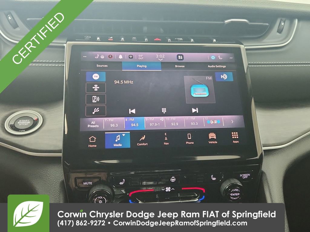 Certified 2023 Jeep Grand Cherokee Limited w/ Trailer Tow Prep Group (B) image 24