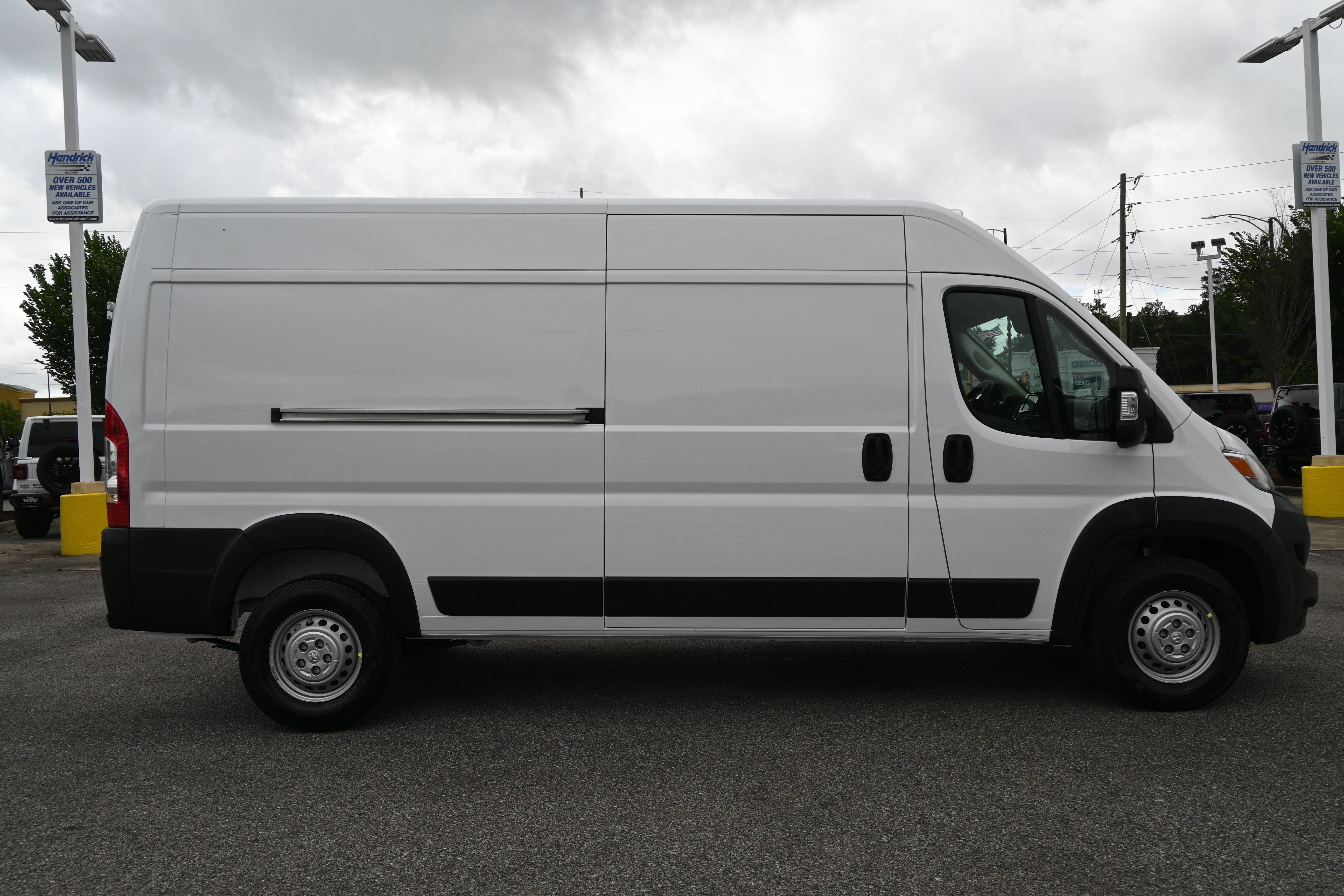 New 2026 RAM ProMaster 2500 w/ Convenience Group FWD image 11