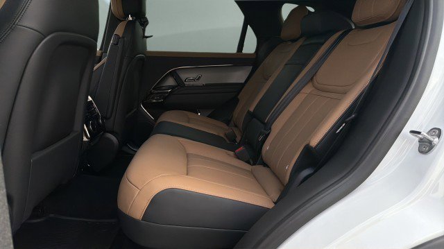 New 2026 Land Rover Range Rover Sport Dynamic SE image 28