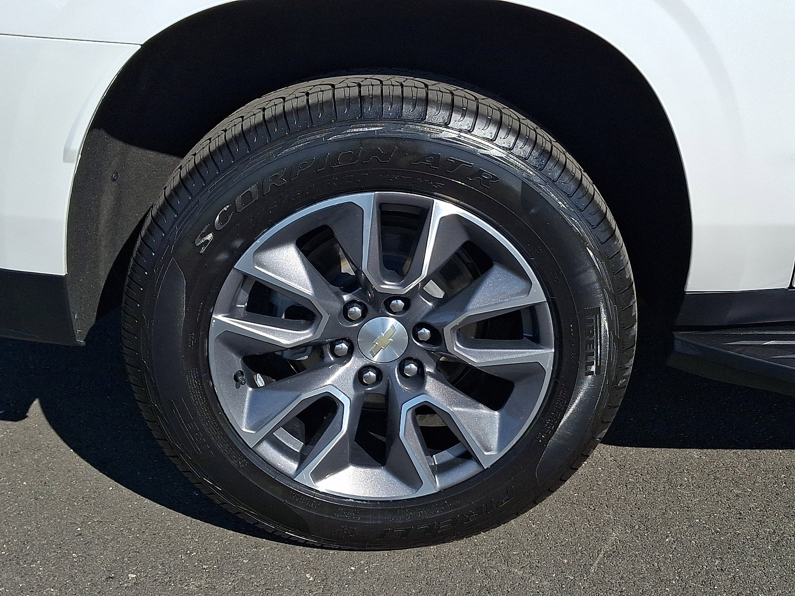 Certified 2023 Chevrolet Suburban LT image 8