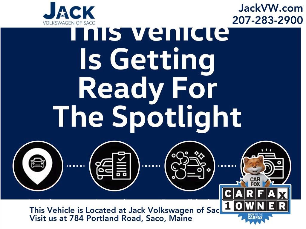 Used 2024 Volkswagen Atlas SE w/ Panoramic Sunroof Package