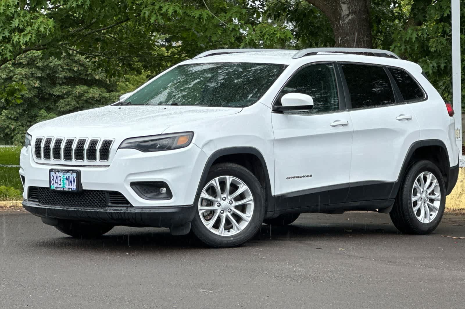 Used 2019 Jeep Cherokee Latitude w/ Popular Appearance Group