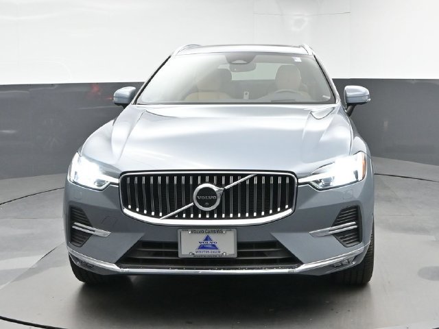 Used 2023 Volvo XC60 B5 Ultimate AWD/4WD image 3