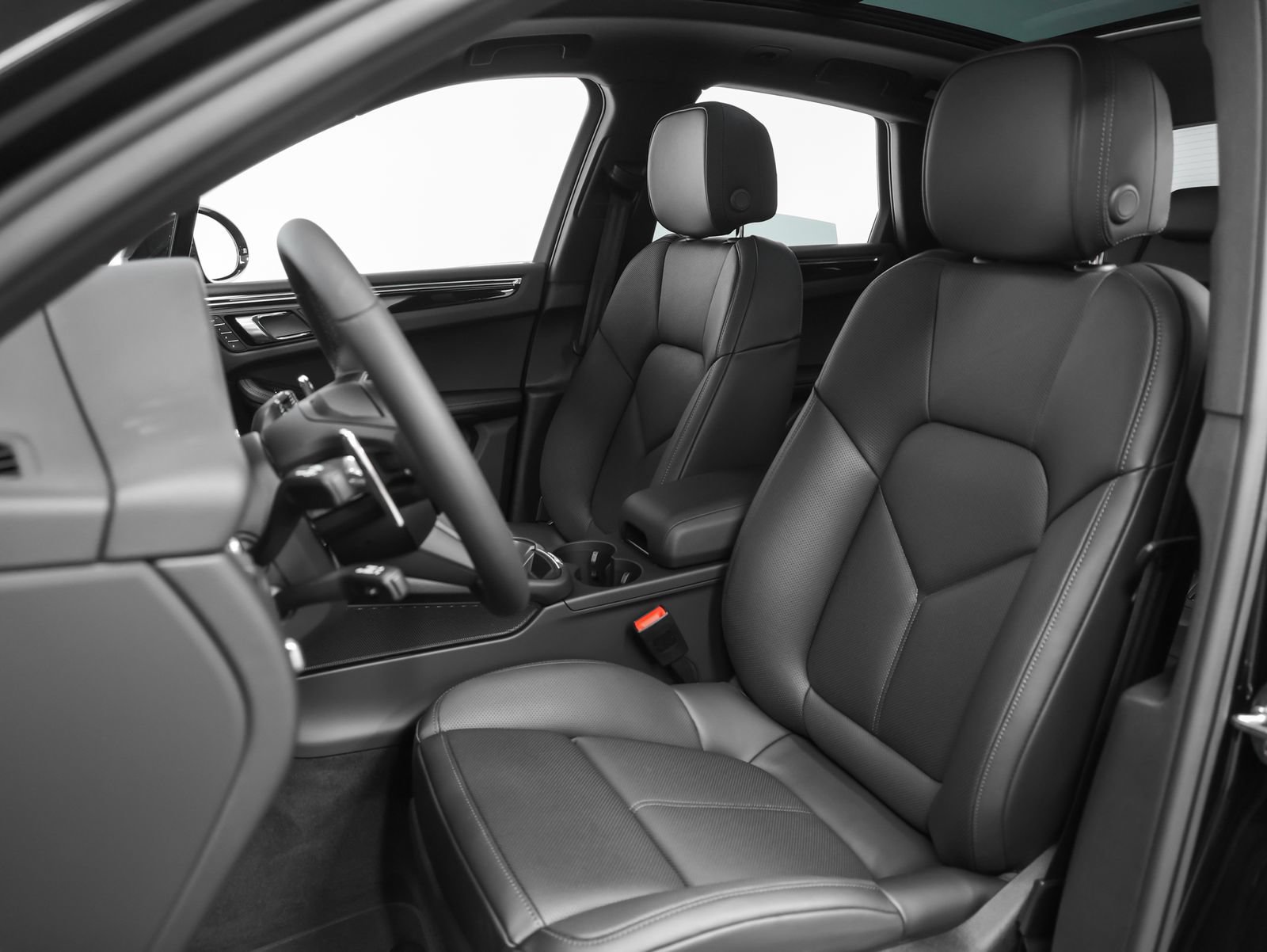 New 2026 Porsche Macan AWD/4WD image 41