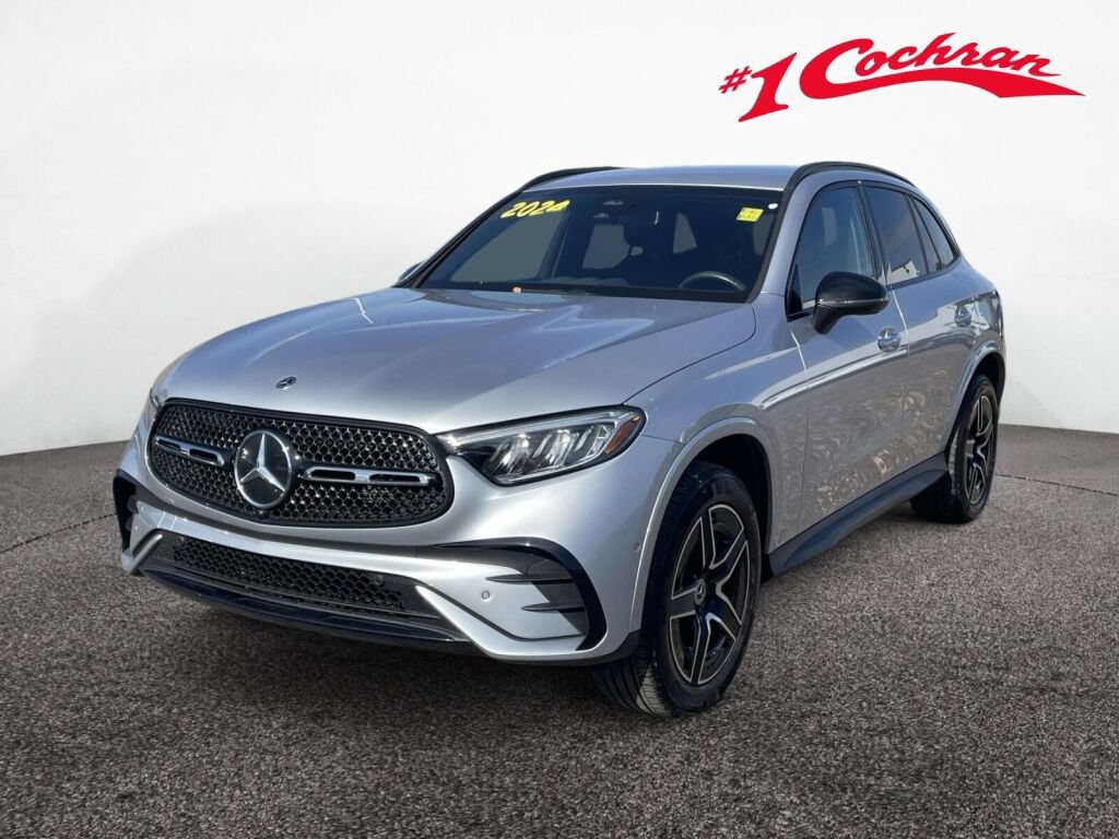 Used 2024 Mercedes-Benz GLC 300 4MATIC image 11