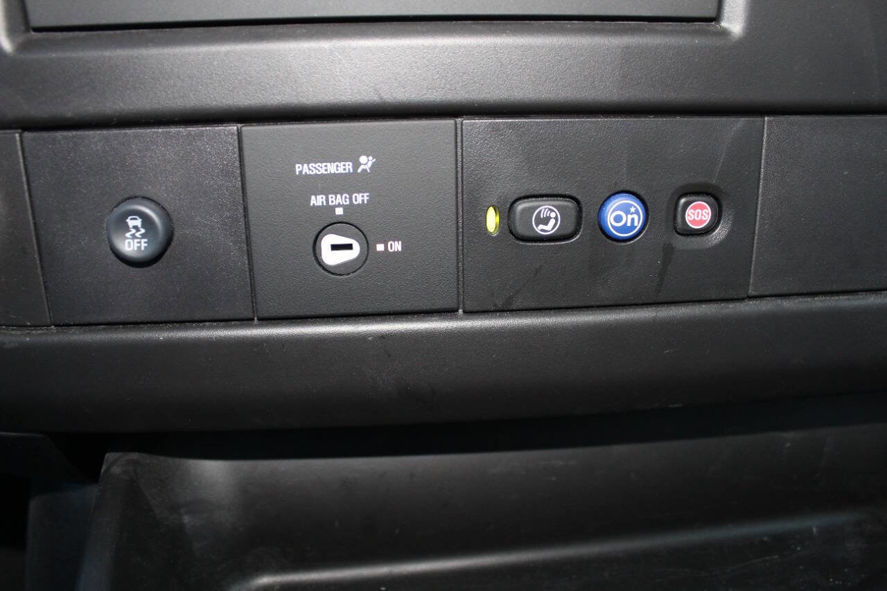 Used 2024 Chevrolet Express 2500 LS w/ Driver Convenience Package image 12