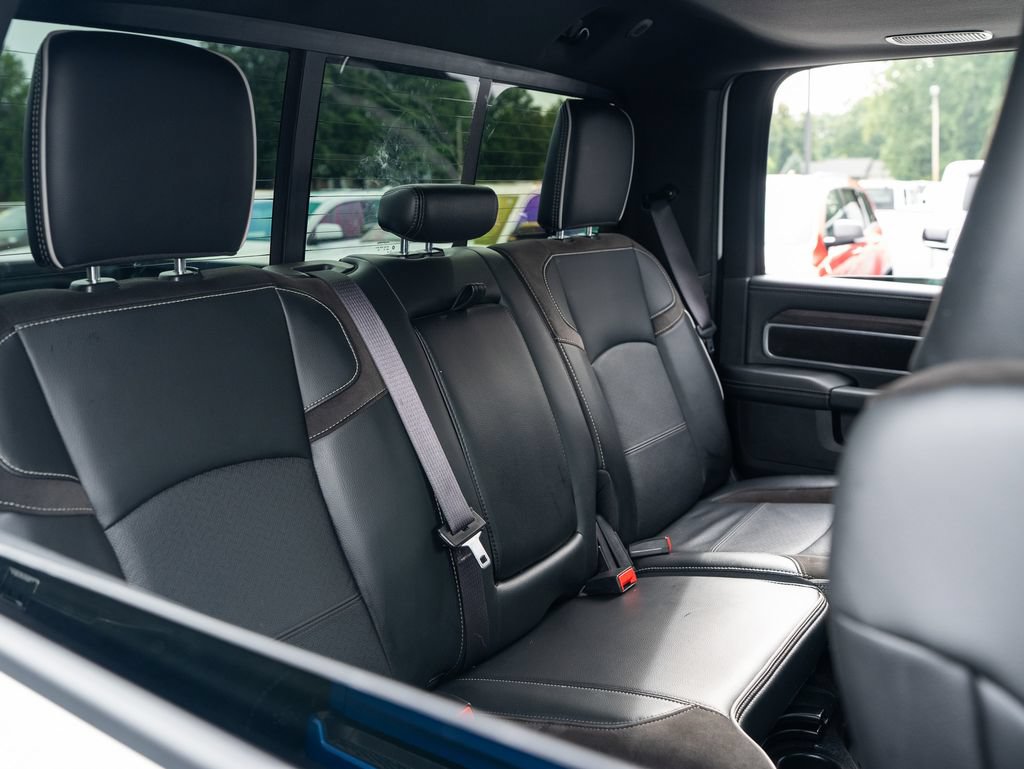 New 2026 RAM 2500 Laramie AWD/4WD image 19