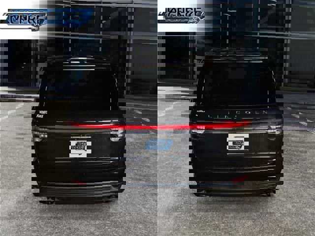 Used 2021 Lincoln Aviator Reserve w/ Equipment Group 201A image 3