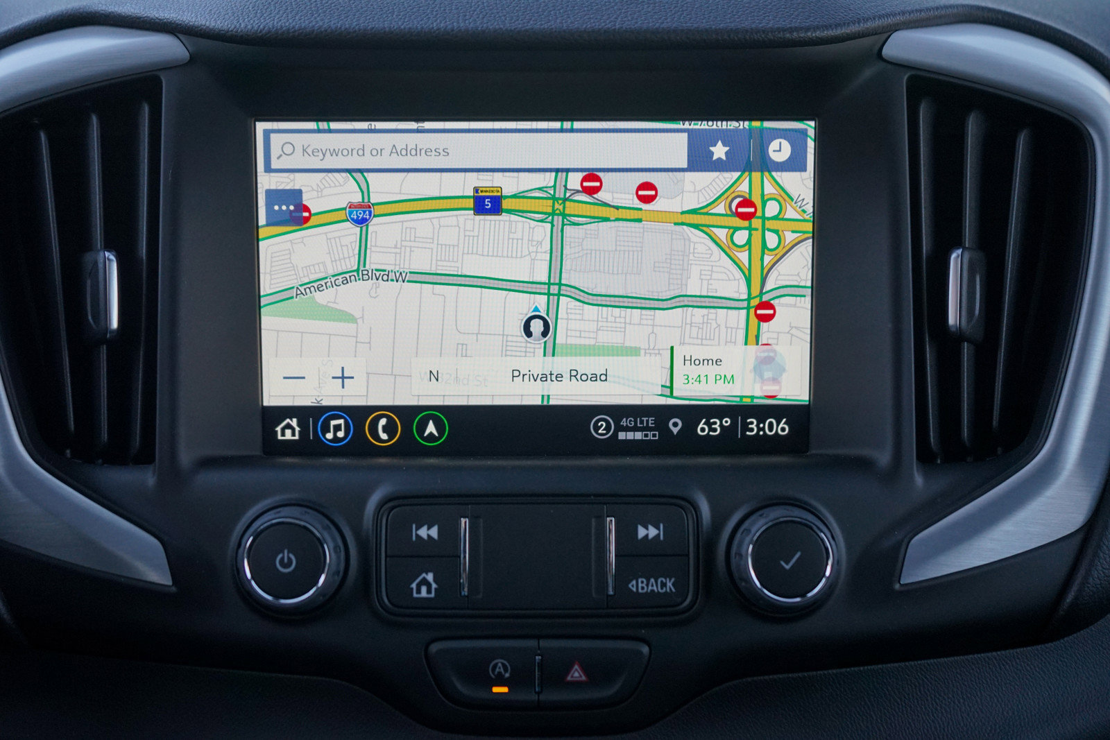 Used 2023 GMC Terrain SLT w/ Infotainment Package II image 17