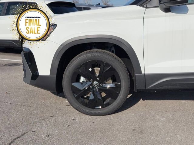 New 2026 Volkswagen Taos SE image 9