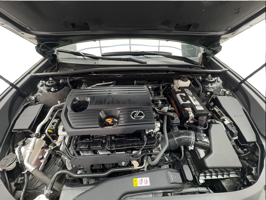 Used 2022 Lexus ES 250 w/ Accessory Package AWD/4WD image 18