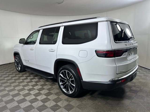 Used 2022 Jeep Wagoneer Series II w/ Premium Group I AWD/4WD image 5