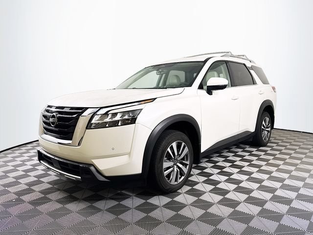Used 2023 Nissan Pathfinder SL AWD/4WD image 52