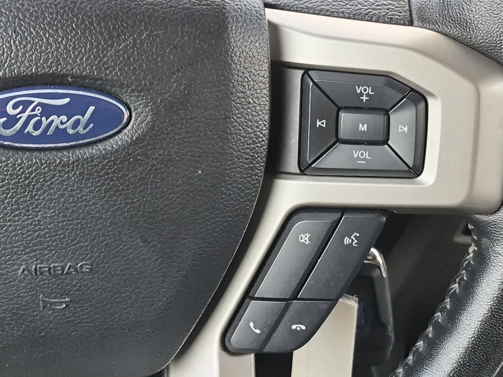 Used 2019 Ford F250 Lariat w/ Lariat Value Package AWD/4WD image 24