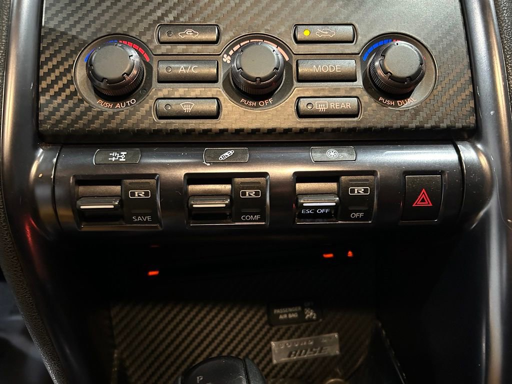 Used 2014 Nissan GT-R Premium AWD/4WD image 19