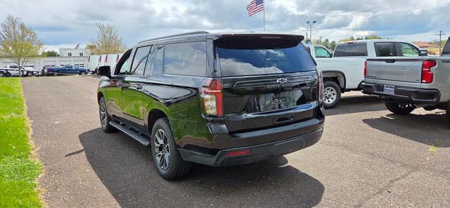 Certified 2023 Chevrolet Suburban Z71 w/ Luxury Package AWD/4WD image 5