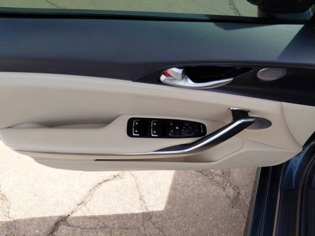 Used 2023 Kia Stinger GT-Line w/ Sun & Sound Package RWD image 29