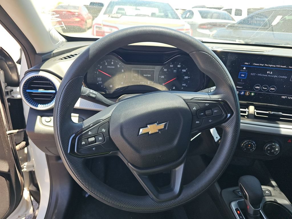 Used 2024 Chevrolet Trax LS FWD image 10