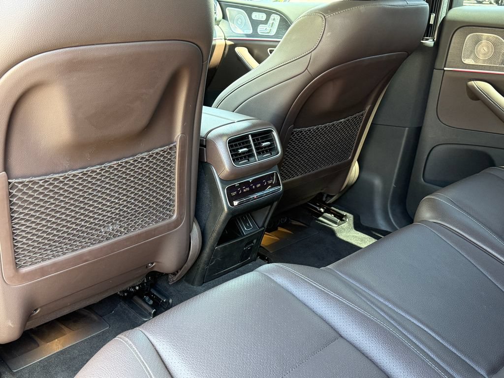 Used 2022 Mercedes-Benz GLS 450 4MATIC image 41