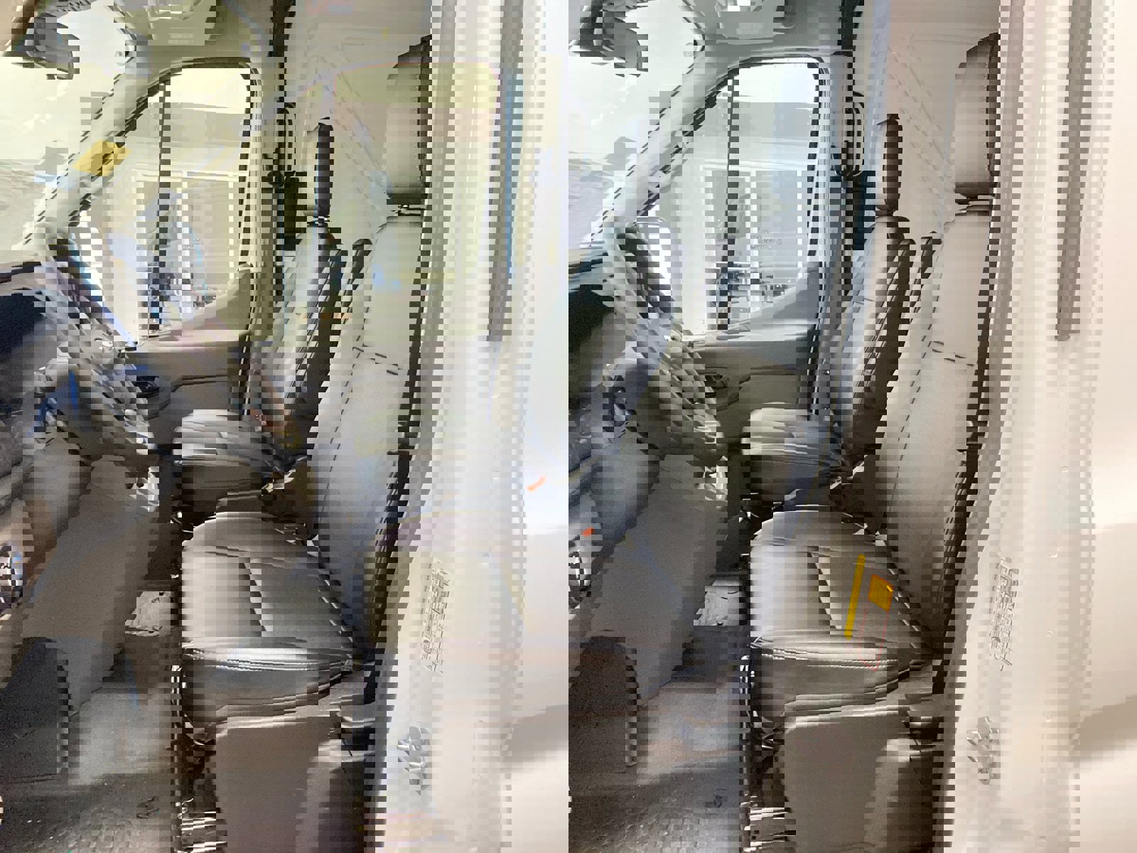 New 2026 Ford Transit 250 MR 148 WB w/ Exterior Upgrade Package image 14