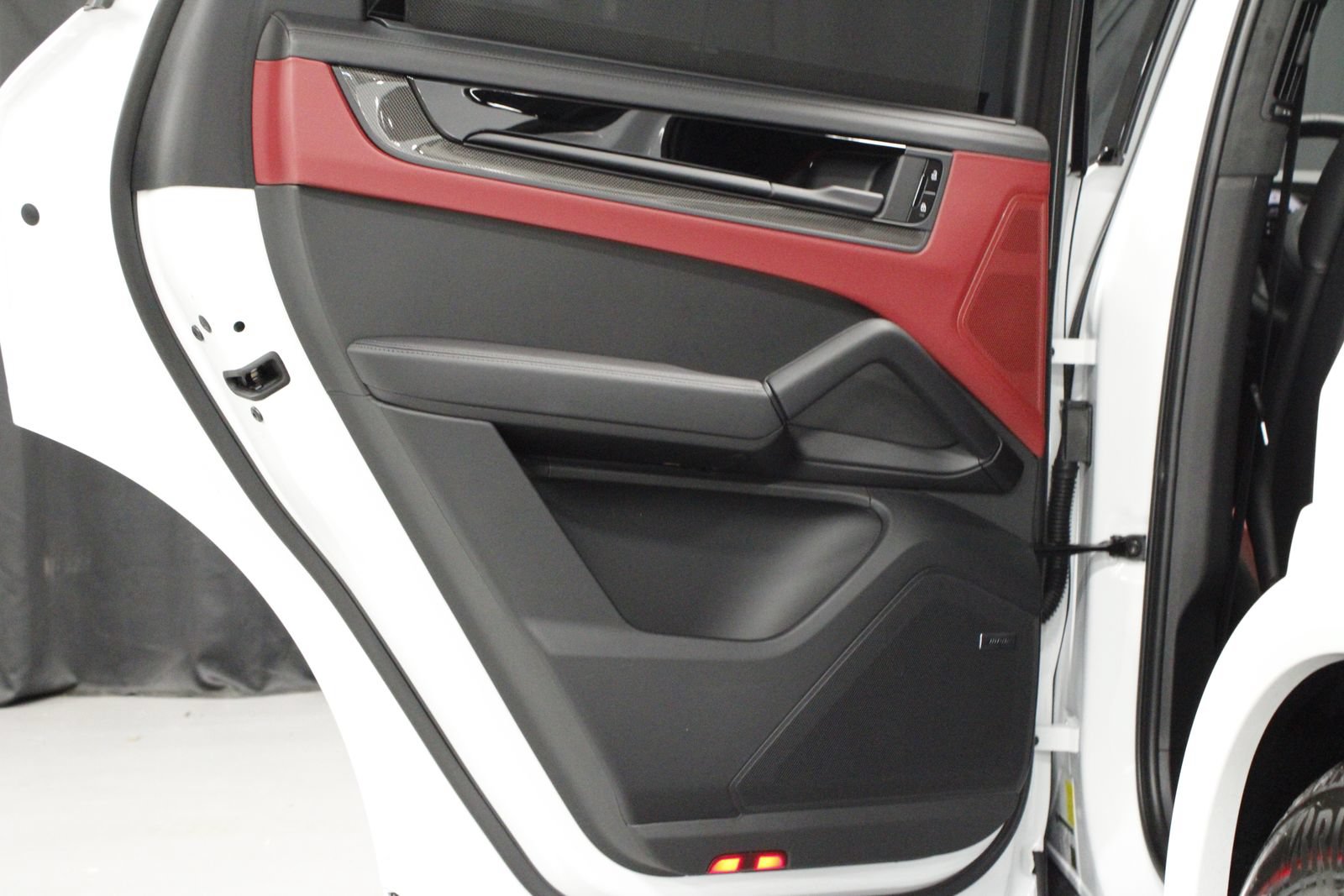 New 2026 Porsche Cayenne GTS AWD/4WD image 13