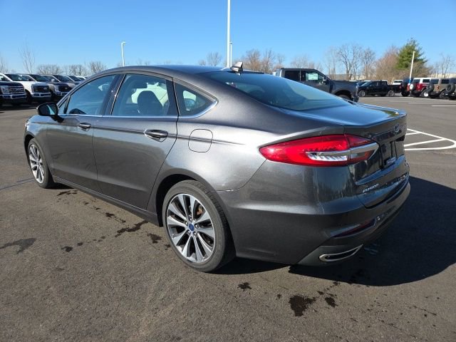 Used 2020 Ford Fusion SE image 12