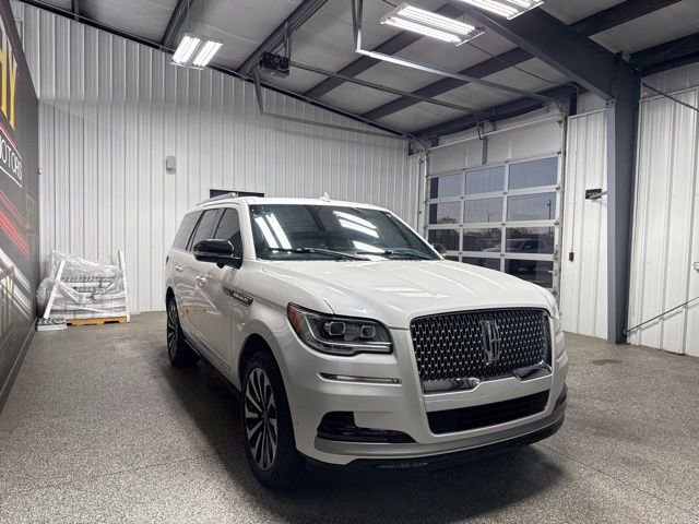 Used 2023 Lincoln Navigator Reserve image 21